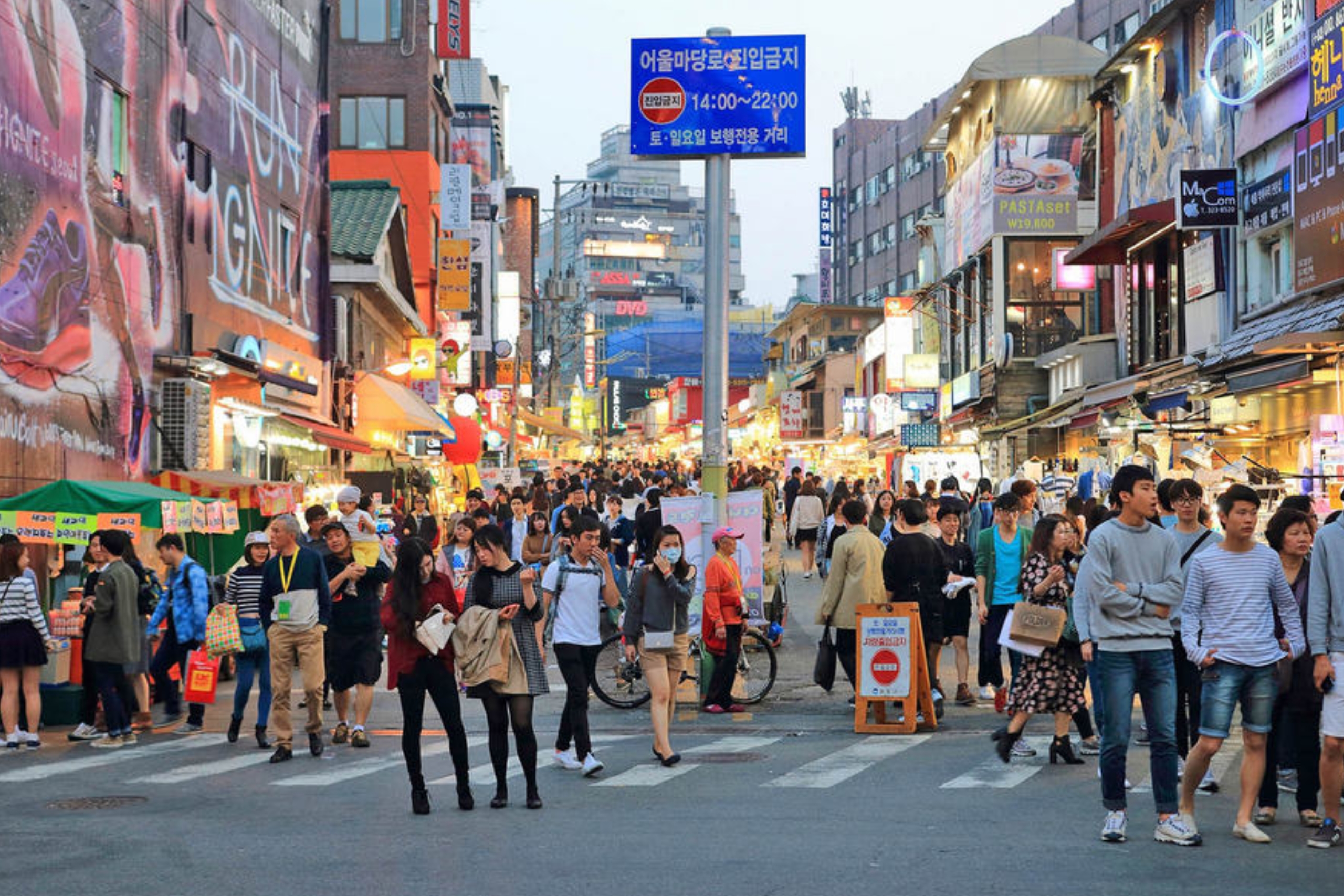 Exploring Seoul’s Hongdae District_ Street Food, Art Culture, Nightlife, and What First-Time Visitors Should Expect