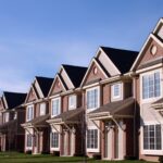 Why Many First-Time Buyers Are Considering Townhomes as a Practical Alternative to Single-Family Houses in 2025